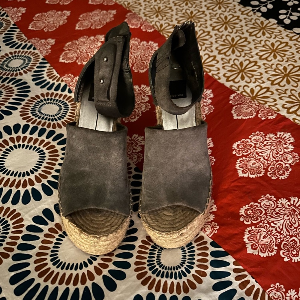 Dolce Vita espadrille sandal
